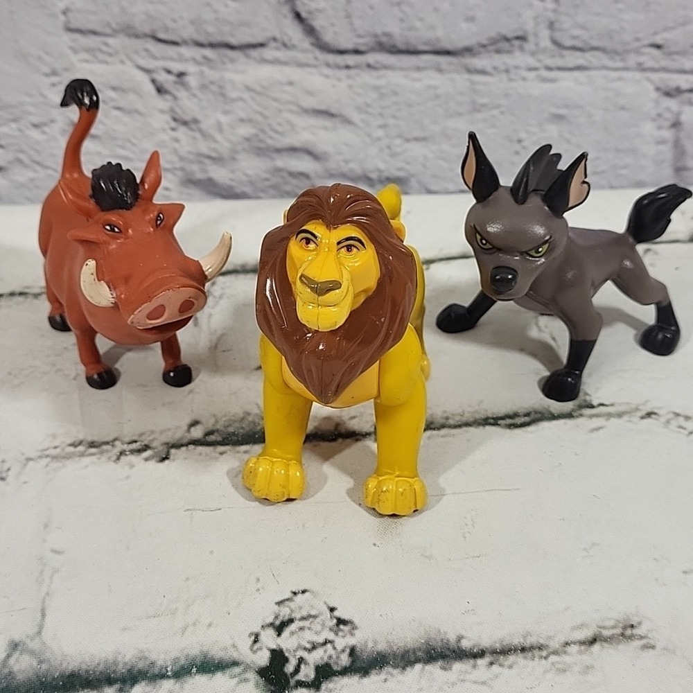 Disney The Lions King Vinyl Figures Lot Of 3 Mufasa Pumbaa Hyena